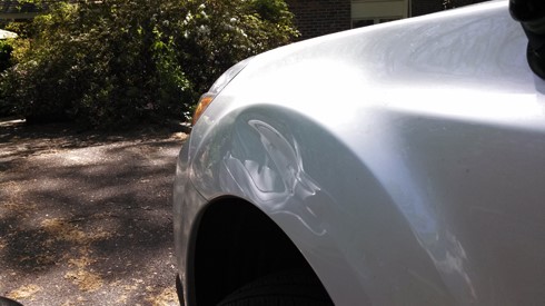 Subaru fender before PDR